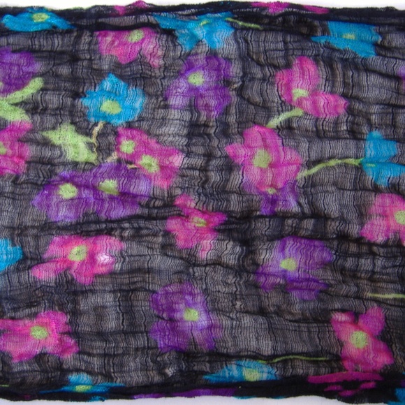 Black Flower Scarf Open Weave Pink Blue Purple - Picture 5 of 7